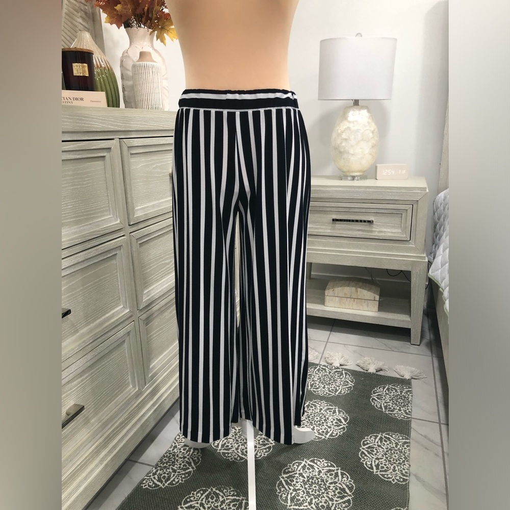 Banana Republic Monochrome Striped Wide Leg Pants